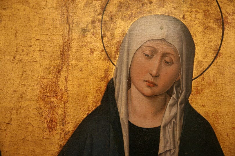 Schmerz und Tränen: Maria in der Darstellung des Meisters des Stauffenberger Altars, entstanden um 1460. Foto: Vincent Desjardins via Wikimedia (CC BY 2.0)